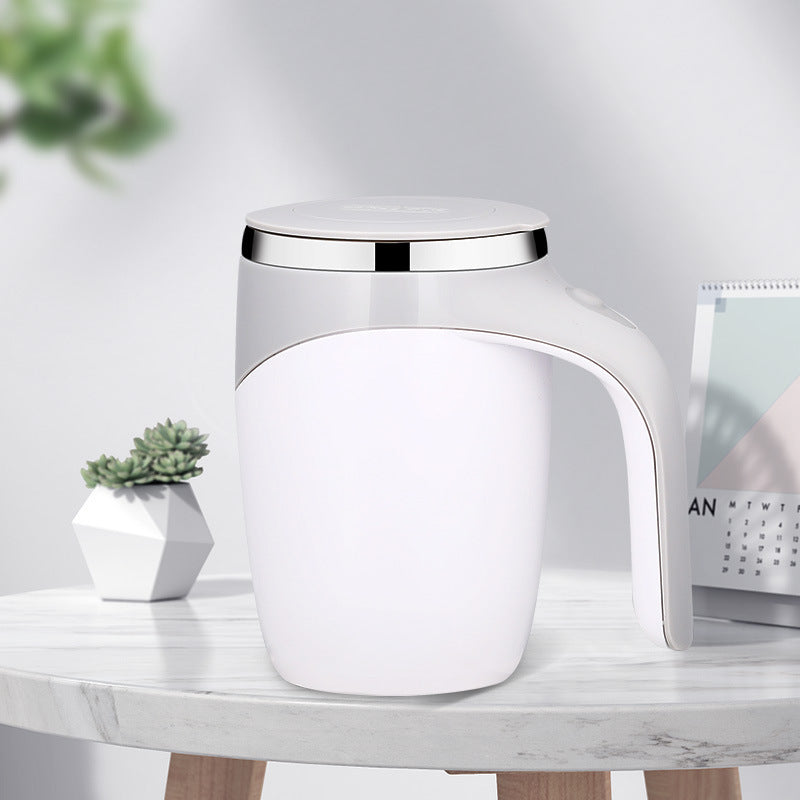 White automatic stirring mug in battery-powered configuration.